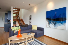 Bridge View Loft 30 Day